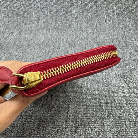 Prada Leather Wallet 235-040725 - Picture 8 of 11